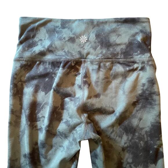 Athleta XS Tie-Dye Cropped Leggings Green Gray Mid Rise 743N - Picture 8 of 9